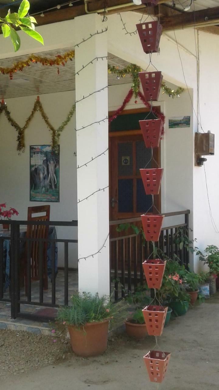 Jaye Homestay Ела Екстериор снимка